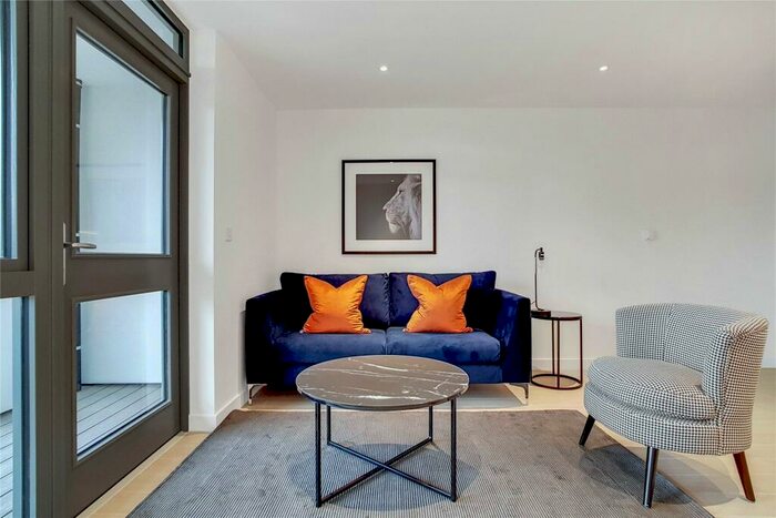 1 Bedroom Apartment To Rent In Packington Square, N1