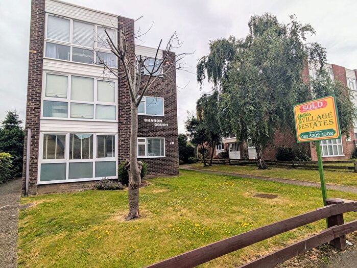 2 Bedroom Flat To Rent In Hadlow Road, Sidcup, DA14