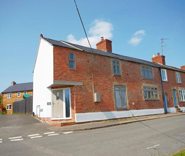 4 Bedroom Cottage For Sale In Zion Hill, Walgrave, Northampton, NN6