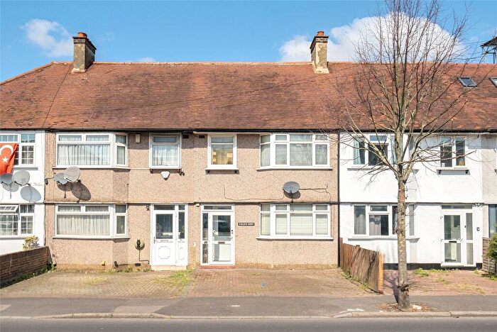 3 Bedroom House For Sale In Grove Road, Mitcham, CR4