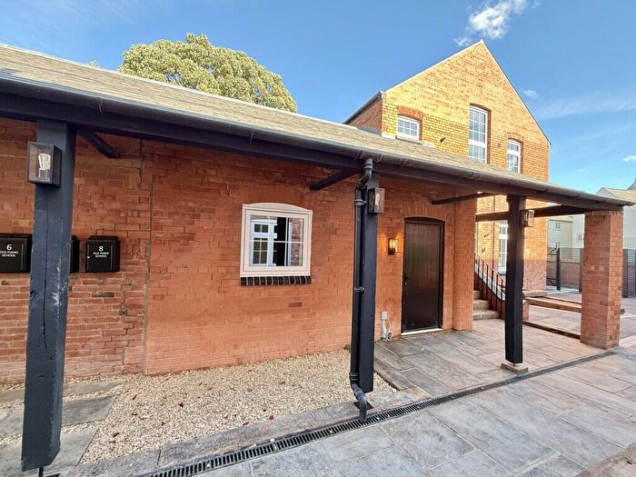 2 Bedroom Flat To Rent In Mount Lane, Newark, NG24