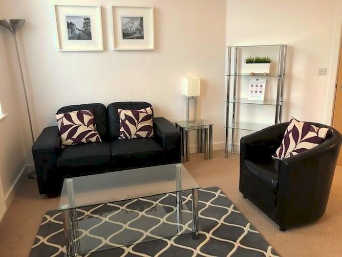 1 Bedroom Apartment To Rent In Knoll Road, Camberley, GU15