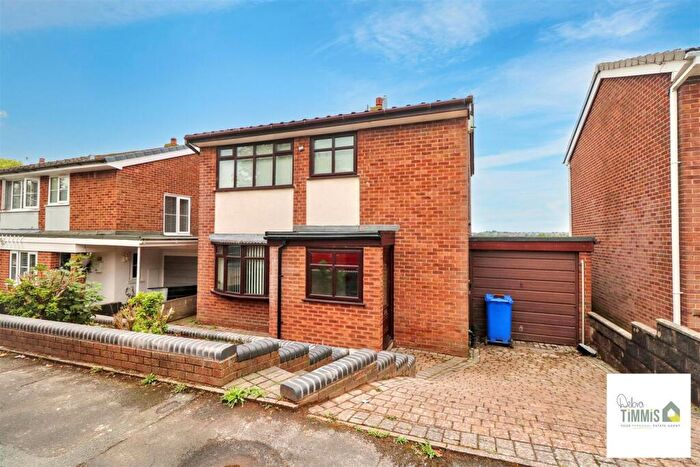 3 Bedroom Detached House For Sale In Fielden Close, Milton, Stoke-On-Trent, ST6