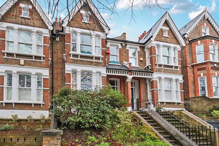 4 Bedroom Flat To Rent In Foyle Road London, SE3
