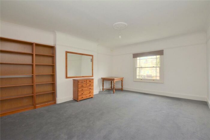 2 Bedroom Apartment To Rent In Granville Park, London, SE13