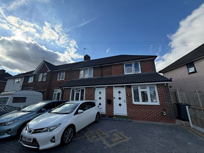 3 Bedroom House To Rent In South Roundhay, B33