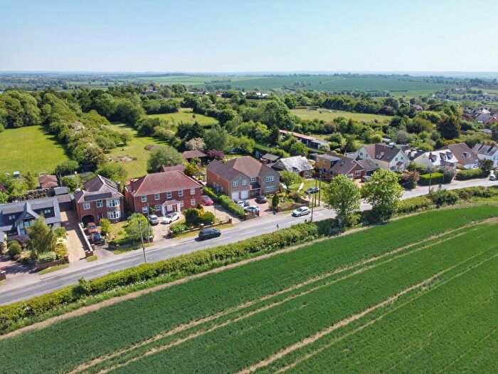 5 Bedroom Detached House For Sale In Clophill Road, Gravenhurst, Bedfordshire, MK45