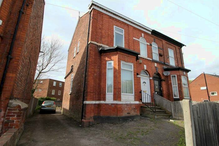 5 Bedroom Private Hall To Rent In Nuneham Avenue, Withington, M20