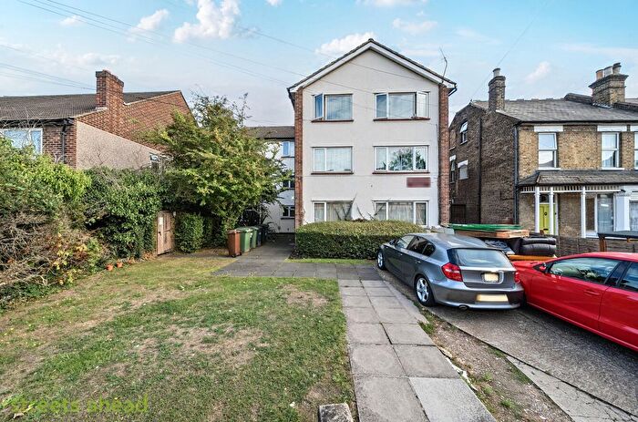 2 Bedroom Flat For Sale In Cameron Road, Croydon, CR0