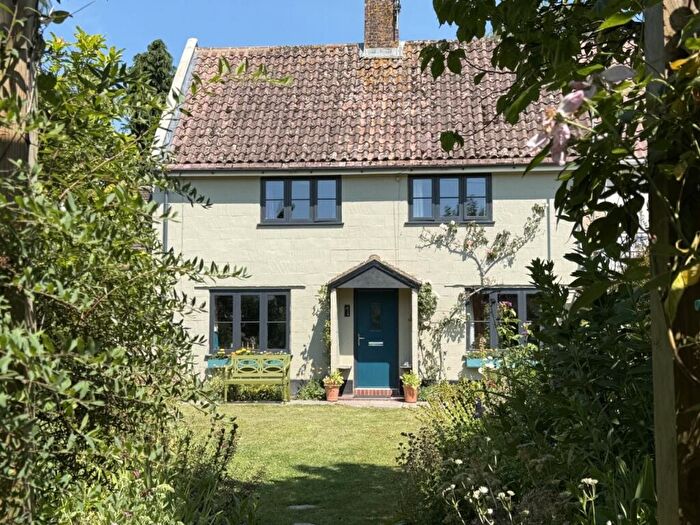3 Bedroom Semi-Detached House For Sale In Bowerchalke, Salisbury, SP5