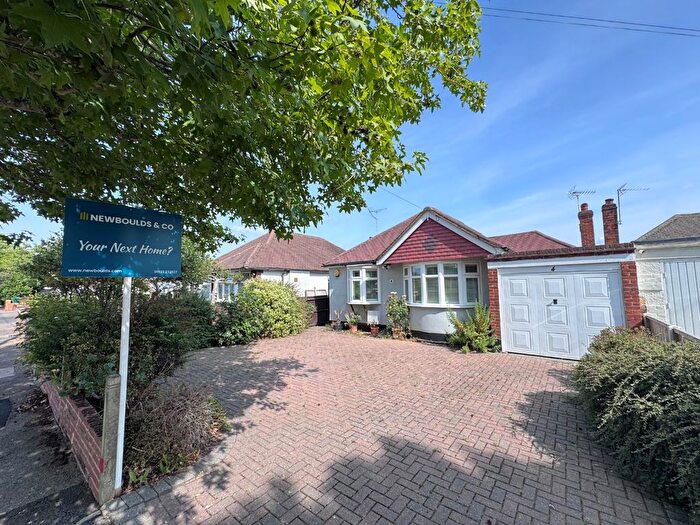 3 Bedroom Detached Bungalow For Sale In Shepperton, Surrey, TW17