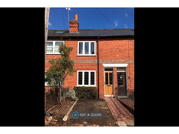2 Bedroom Terraced House To Rent In Carnarvon Road, Reading, RG1