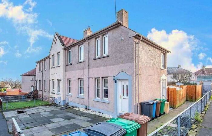 3 Bedroom Apartment For Sale In Stewart Street, Dysart, Kirkcaldy, Fife, KY1