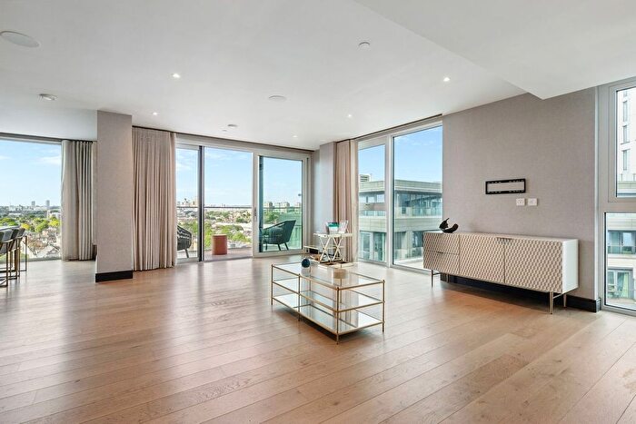 3 Bedroom Flat To Rent In Glenthorne Road, Hammersmith, London, W6