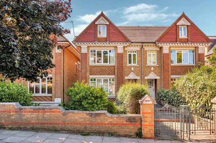 5 Bedroom Town House To Rent In Cottenham Park Road, London, SW20