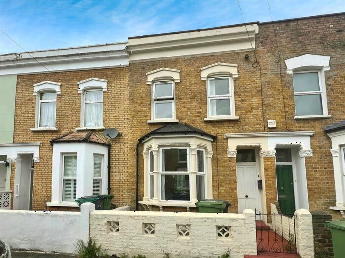4 Bedroom House To Rent In Elverson Road, London, SE8