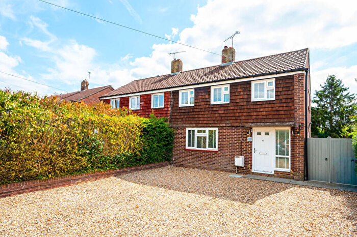 3 Bedroom Semi Detached House To Rent In Guildford, Surrey, , Guildford, GU1