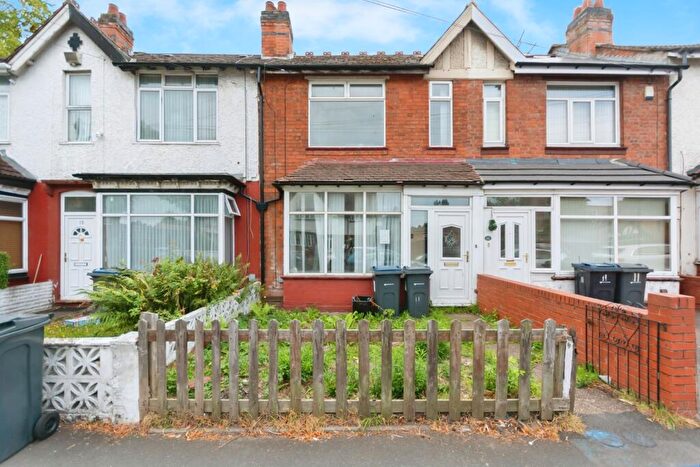 3 Bedroom Terraced House For Sale In York Road, Hall Green, Birmingham, West Midlands, B28
