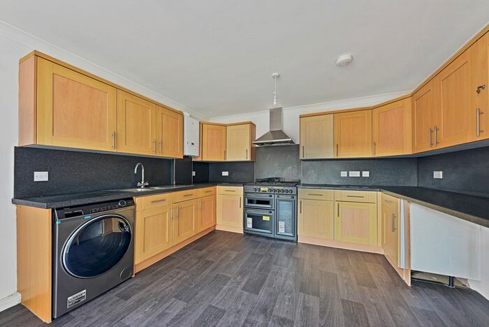 4 Bedroom Detached House To Rent In Odessa Road, London, E7