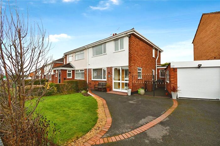3 Bedroom Semi Detached House For Sale In Ridgewood Drive, Pensby, Wirral, CH61