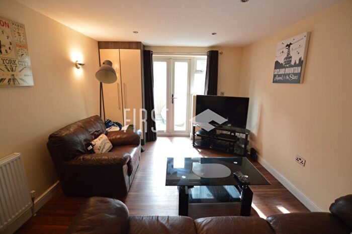 1 Bedroom Flat To Rent In Westbury Road, Clarendon Park, LE2