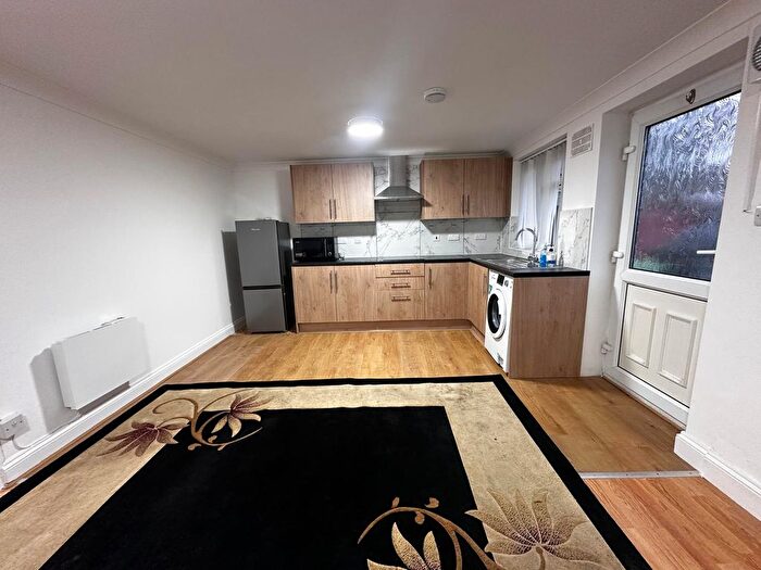 Studio To Rent In Raynton Drive, Hayes, UB4
