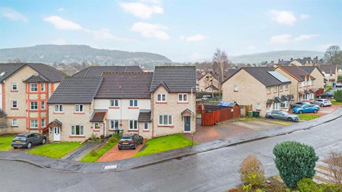 3 Bedroom House For Sale In Raeburn Park, Perth, PH2