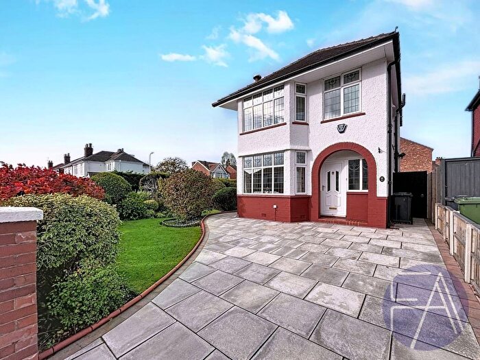 3 Bedroom Detached House For Sale In Balmoral Drive, Churchtown, Southport, Merseyside, PR9