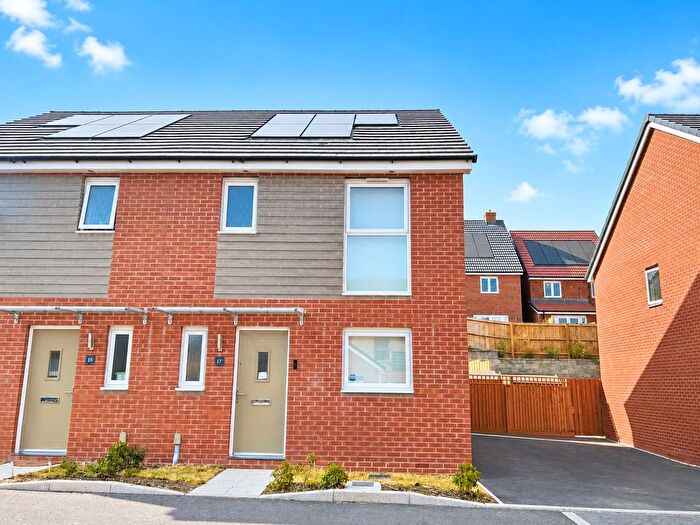 3 Bedroom Semi Detached House To Rent In Wake Road, Bristol, South Gloucestershire, BS10