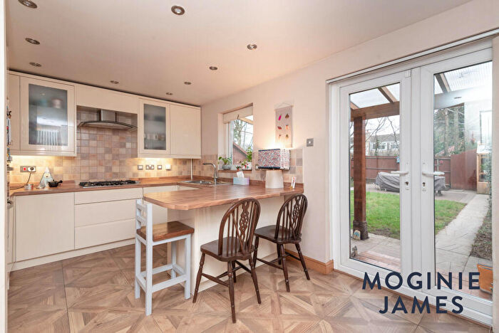 3 Bedroom Semi-Detached House To Rent In Allen Close, Old St. Mellons, Cardiff, CF3