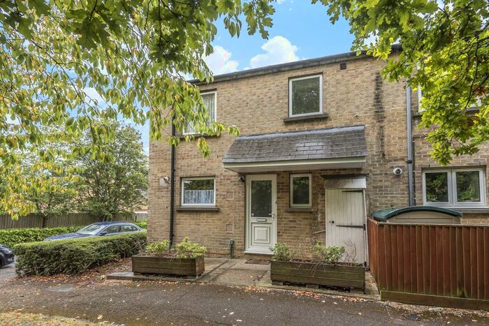 3 Bedroom End Of Terrace House To Rent In Leiden Road, Headington, OX3