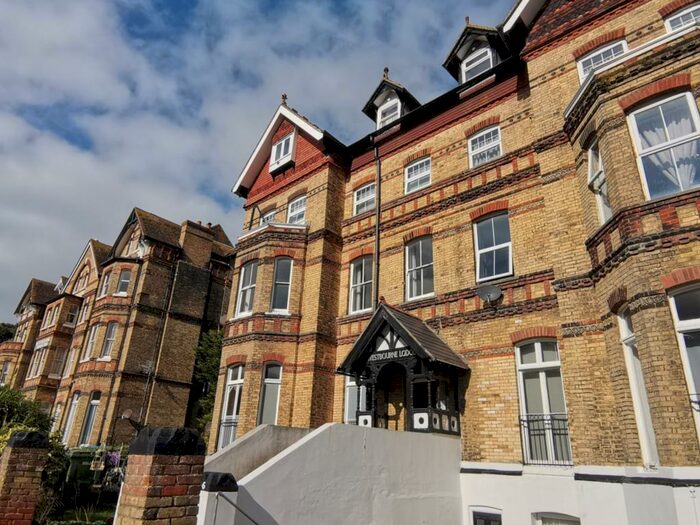 2 Bedroom Flat To Rent In Sandgate Road, Folkestone, CT20