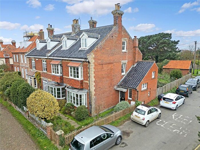 6 Bedroom End Of Terrace House For Sale In Strickland Place, Southwold, Suffolk, IP18