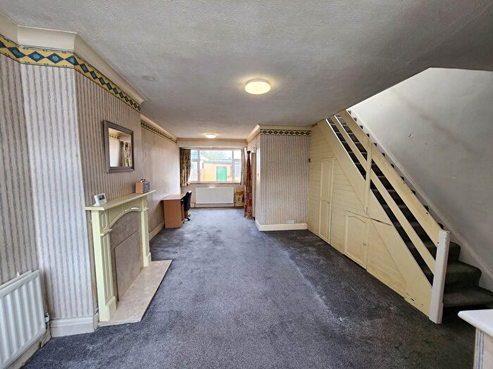 2 Bedroom Terraced House To Rent In Lansbury Drive, Hayes, UB4