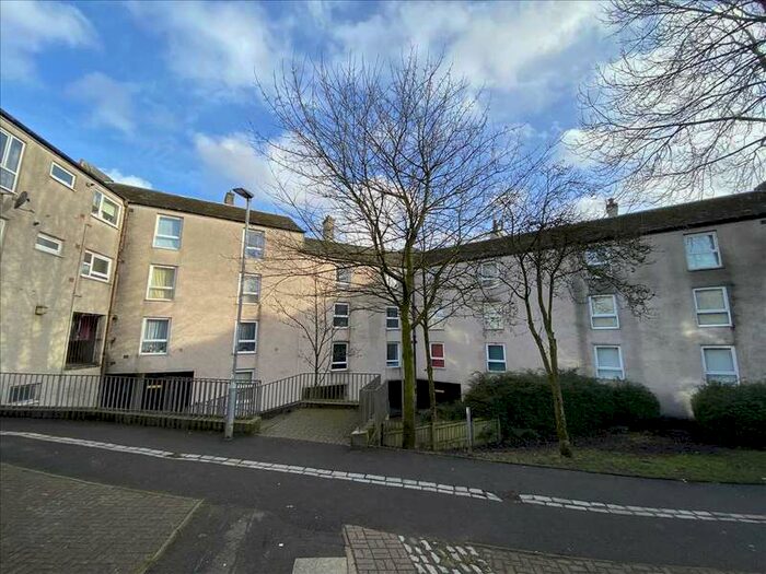 2 Bedroom Apartment To Rent In Ellisland Road, Cumbernauld, G67