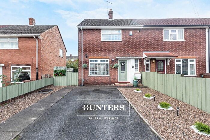 2 Bedroom End Of Terrace House To Rent In Elmete Road, Castleford, WF10