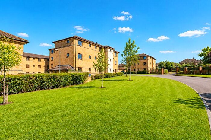2 Bedroom Apartment For Sale In Marine Court, Milton Keynes, MK6