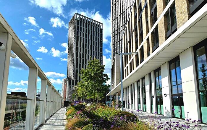 1 Bedroom Apartment To Rent In Twelve Trees Park, West Ham, E16