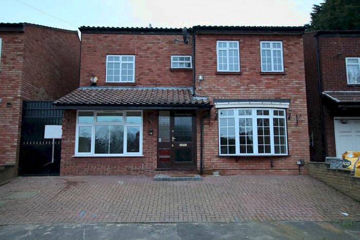 5 Bedroom Detached House To Rent In Waterbrook Lane, London, NW4