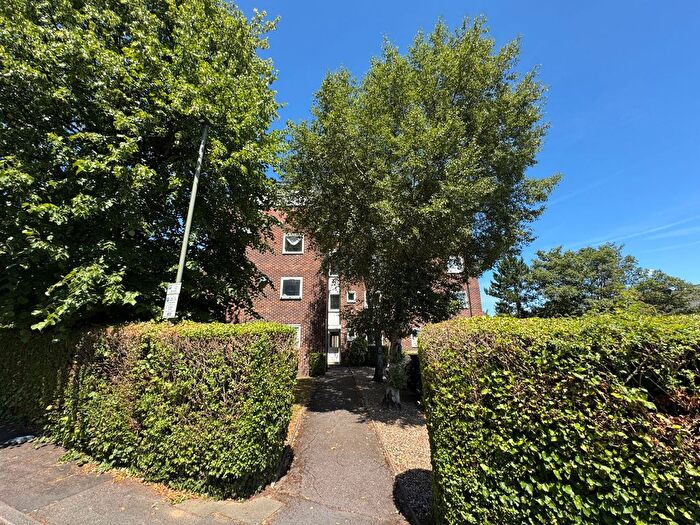1 Bedroom Flat For Sale In Sunningfields Road, Hendon, London, NW4