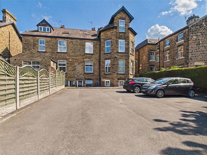 1 Bedroom Flat To Rent In East Parade, Harrogate, HG1