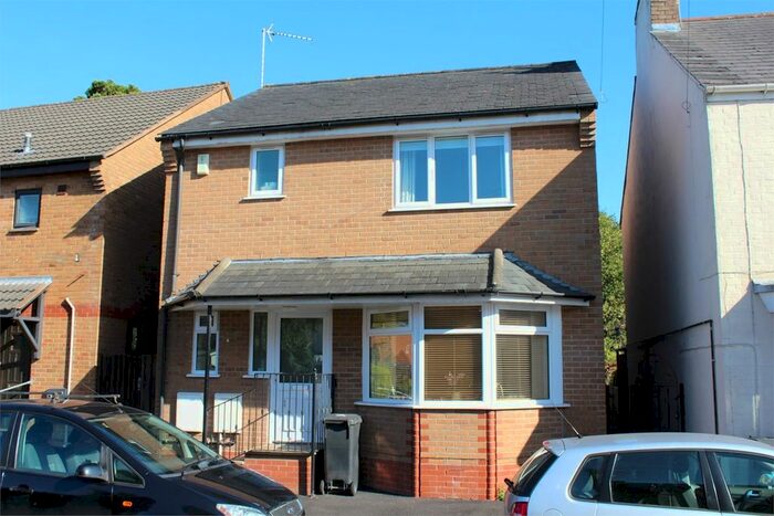 3 Bedroom Detached House To Rent In Palmerston Road, Taunton, TA1