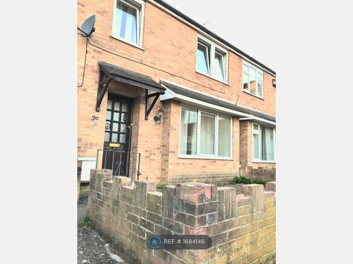 3 Bedroom Terraced House To Rent In Crosslands Drive, Abingdon, OX14