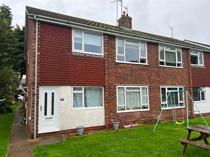 2 Bedroom Flat To Rent In Lynholm Road, Polegate, BN26