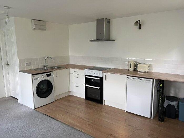 Studio To Rent In Shortheath Road, GU9
