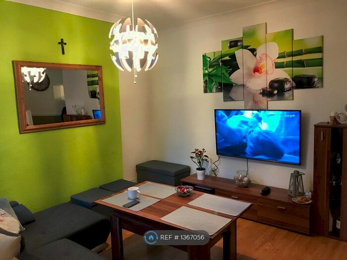 3 Bedroom Terraced House To Rent In Ham Road, Worthing, BN11