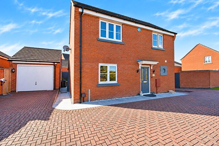 3 Bedroom Detached House To Rent In Cowslip Lane, Thurnby, Leicester, LE7