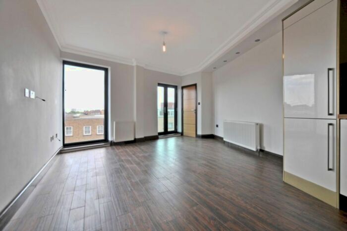 1 Bedroom Flat To Rent In Bohemia Place, Mare Street, London, E8