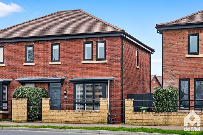 3 Bedroom Semi Detached House For Sale In Barley Road, Prestbury, Cheltenham, GL52