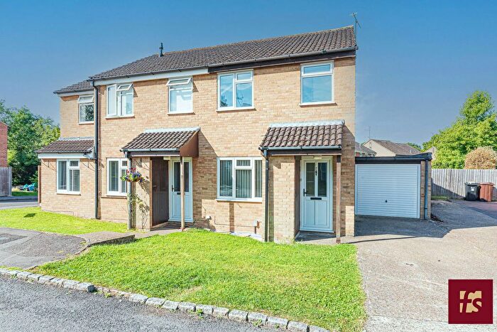 2 Bedroom Detached House To Rent In Mars Close, Wokingham, Berkshire, RG41